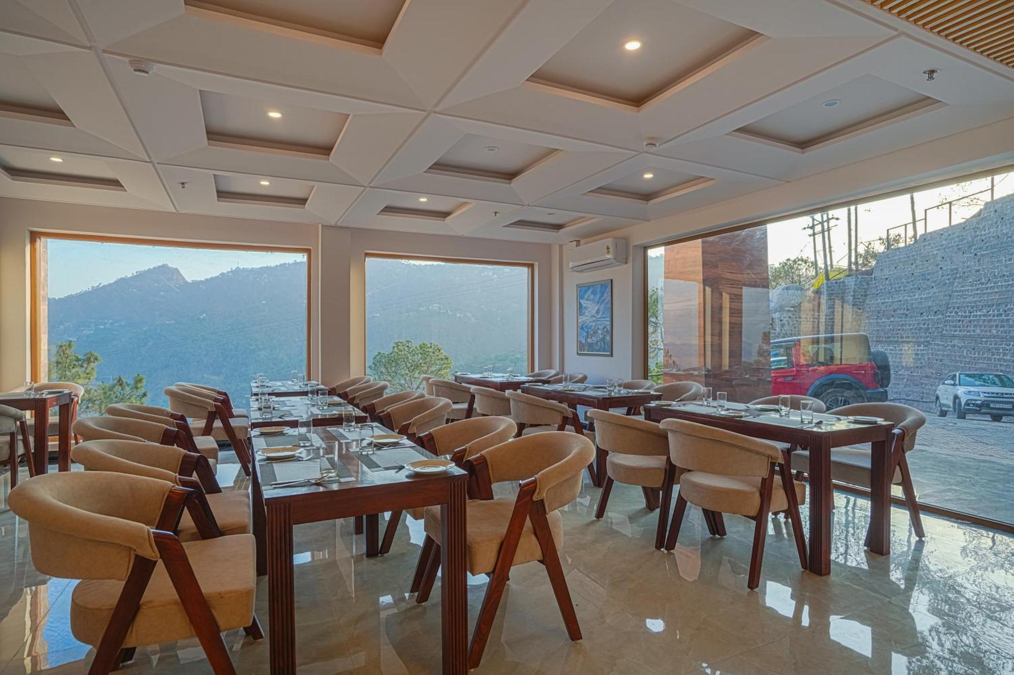 The Sanawar Heights I Kasauli I New Property Exterior foto